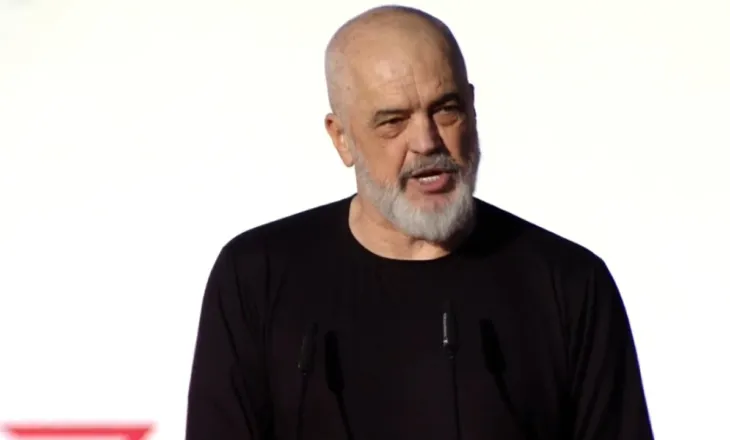 “Ata nga Kosova dhe Tetova hedhin gurë në bulevard dhe fshehin dorën”/ Protesta në kryeqytet, Rama: Të rinjtë pastruan zhulin e molotovarëve