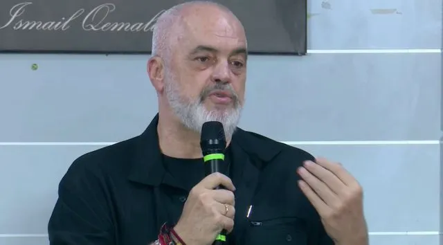 “Ata tjerët të rrinë në rrugë deri në 2029″/ Rama me banorët e Zvërnecit: Sapo të jetë gati projekti do të vijë…