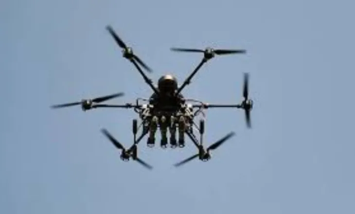 Avionët francezë të NATO godasin dronin mbi territorin e Letonisë, qytetarët urdhërohen të strehohen