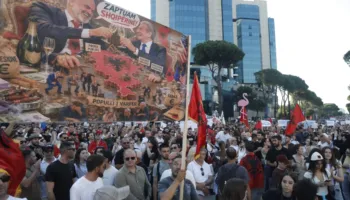 Avokati: PD e urren protestën, sepse ajo nxjerr në pah dështimin e opozitës
