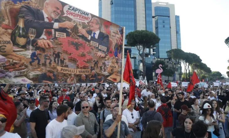 Avokati: PD e urren protestën, sepse ajo nxjerr në pah dështimin e opozitës