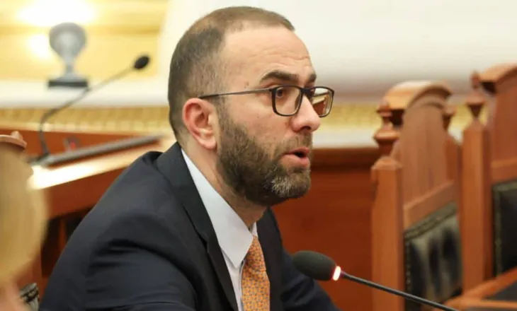 Bardhi: “F*ck you” është thelbi i mënyrës se si kryeministri e ushtron pushtetin