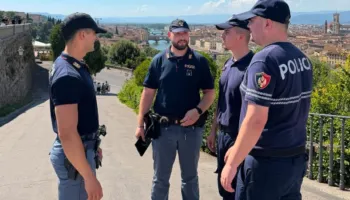 Bashkëpunim policor Shqipëri-Itali/ Sezoni veror, dy oficerë shqiptarë i bashkohen policisë në Firence