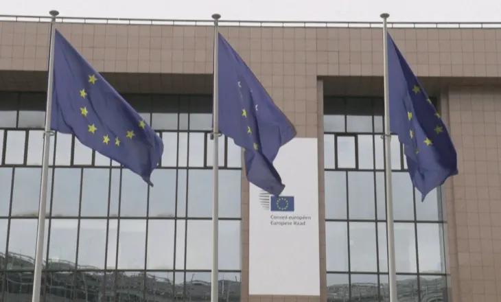 BE i “hap” derën, nisin negociatat e anëtarësimit për Ukrainën dhe Moldavinë