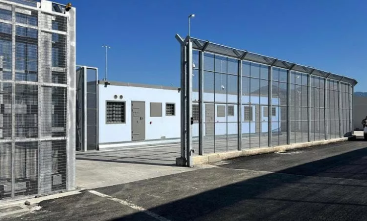 BE vë në pikëpyetje qendrat italiane të emigrantëve në Gjadër