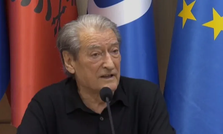 “Bëhu gati për në birucë”, qytetarët sulmojnë Berishën pas thirrjes që u bëri demokratëve t’i bashkohen sheshit