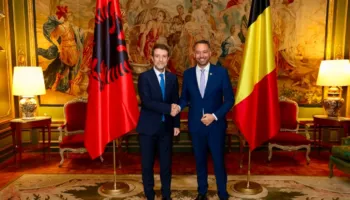 “Belgjika do të hapë ambasadë në Tiranë”, zëvendëskryeministri belg pret ministrin Hoxha: Pres me padurim të vizitoj Tiranën, Shqipëria drejt BE