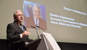 Belgjika kërkon arrestimin e ish-komisionerit europian, Dimitris Avramopoulos