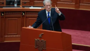 Berisha akuza Ramës: Po organizon anti-miting në Vlorë për Zvërnecin