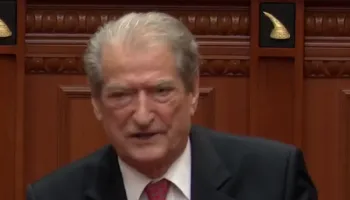 Berisha nga Kuvendi: Po largoni investitorin e vetëm të huaj në 13 vite në Shqipëri