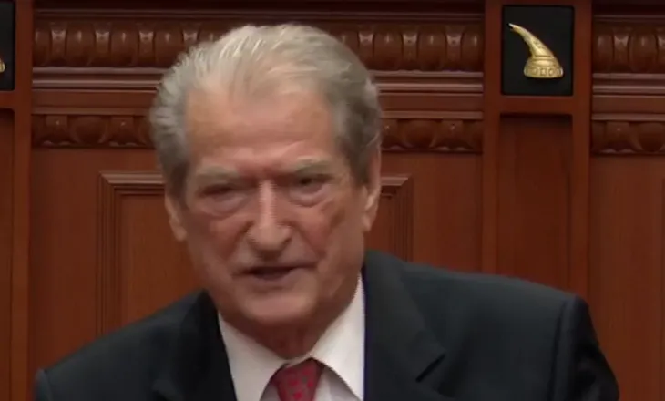 Berisha nga Kuvendi: Po largoni investitorin e vetëm të huaj në 13 vite në Shqipëri