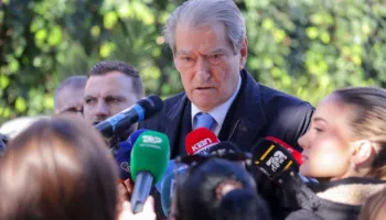 Berisha për projektin në Zvërnec: Dënoj dhunën, por i mbështes fuqishëm investimet e huaja