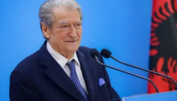 Berisha: Rama i ka hequr çdo kufi vjedhjes me kompaninë ADS! Kapitali shtetëror shkon tek privatët pa tenderim
