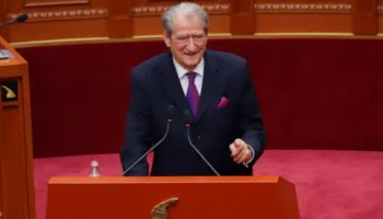 Berisha: Shqiptarët janë derdhur në rrugë kundër diktaturës autoritare dhe narkoshtetit të vetëm në Evropë
