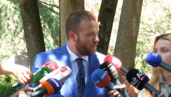 Bido: Unë nuk kam skelete në dollap si Sali Berisha, s’kanë ku t’më kapin