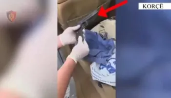 Bie në prangat e policisë 59-vjeçari në Korçë/ Qarkullonte me armë zjarri me vete, policia: Person me rrezikshmëri
