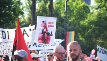 BIRN: Akademikët ndërkombëtarë mbështesin protestat masive në Shqipëri
