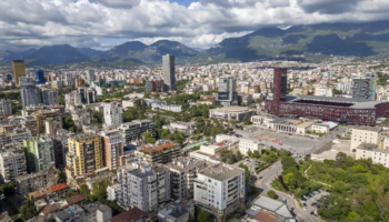 ‘Boom’ i apartamenteve turistike në Shqipëri, kërkesa nuk mban të njëjtin ritëm