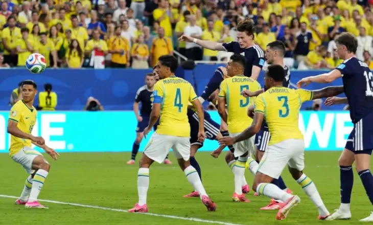 Brazili fiton me “tris” dhe kualifikohet si kryesues, Maroku ia del me përmbysje