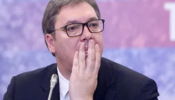 Brukseli trondit pozitat e Vuçiçit, Parlamenti Europian kërkon pezullimin e fondeve për Beogradin për shkak të…