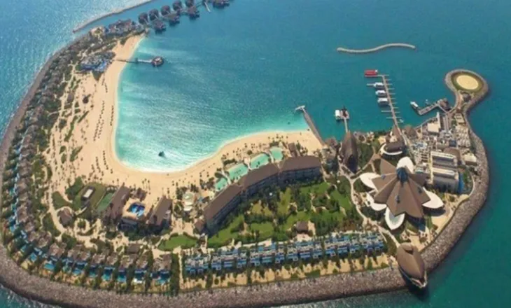 “Budallallëku nuk e merr dot peng Shqipërinë”, Rama ndan foto nga resorti prestigjioz në Katar: E ka ndërtuar i njëjti brand që do bëjë Zvërnecin