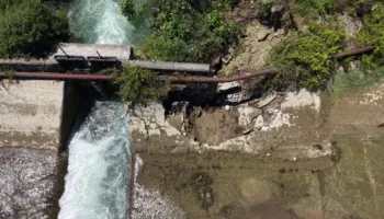 Çahet argjinatura e kanalit në liqenin e Thanës, mijëra fermerë përballen me probleme, ndërpritet furnizimi me ujë