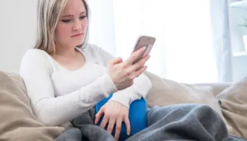 Chatbot-et mjekësore janë këtu: Cilat janë efektet anësore të ‘Doctor A’I?