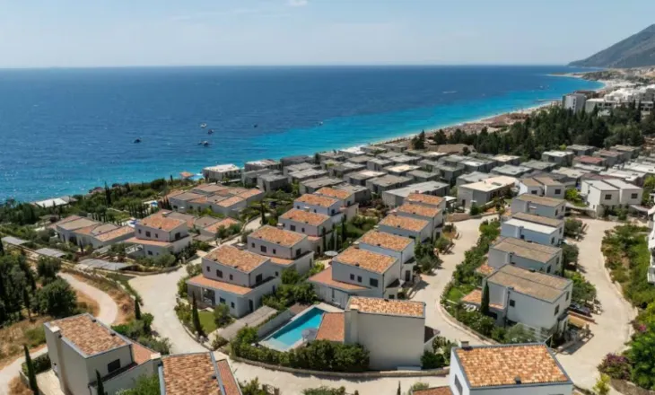‘Corriere’: Telashe të tjera për Igli Taren, akuzohet se fshehu vilën luksoze të Ballukut në emrin e tij