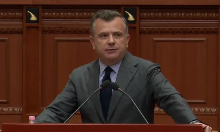 Debat për protestën në Parlament, rrëzohet kërkesa e PD për interpelancë me Ramën. Balla: Në tubim aktorë të huaj