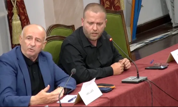 Debate te “Territorialja”/ Deputetët socialistë përplasen gjatë dëgjesës me kryebashkiakët e qarkut Vlorë, Bido: Delvinës t’i kthejmë madhështinë e saj