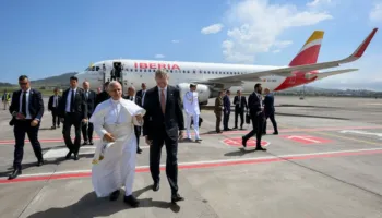 Defekt në fluturimin Iberia, Papa Leo XIV kthehet në Romë me avionin e Mbretit të Spanjës