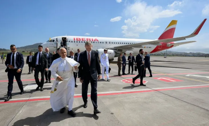 Defekt në fluturimin Iberia, Papa Leo XIV kthehet në Romë me avionin e Mbretit të Spanjës