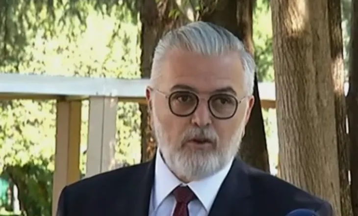 Deklaratat e Koçekut se u kërcënua nga Bajrat, ministri Gogu: S’ është lajm politik, institucionet të zbatojnë urgjentisht detyrën