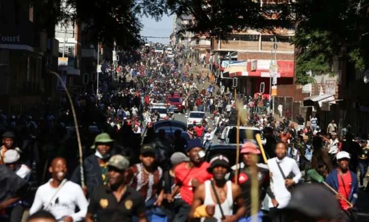 Demonstrata të mëdha kundër emigrantëve të paligjshëm në Afrikën e Jugut