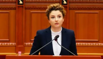 Deputetja e PL, Erisa Xhixho: 12 miliardë euro qarkullojnë jashtë bankave, investohen në resorte dhe kazino!