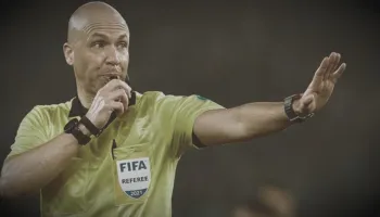 Deri në 100 mijë dollarë/ FIFA shpërblen arbitrat, bonuse për ndeshjet me rëndësi