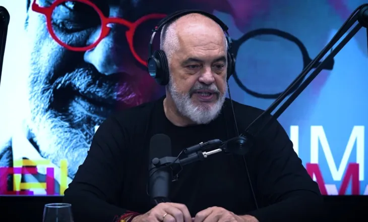 Dialogu me banorët e Zvërnecit, Rama: Aty takova njerëz që u fyen, u masakruan nga “flamingot online” si të mbledhur me zor
