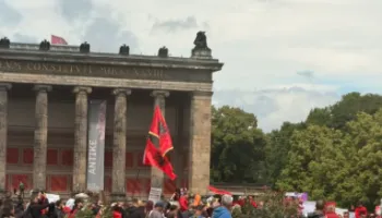 Diaspora nuk ndalet! Shqiptarët në Berlin në protestë kundër Ramës: Jep dorëheqjen