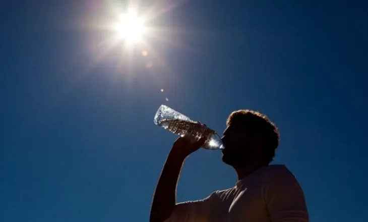 Diell dhe temperatura të larta, parashikimi i motit për këtë të hënë