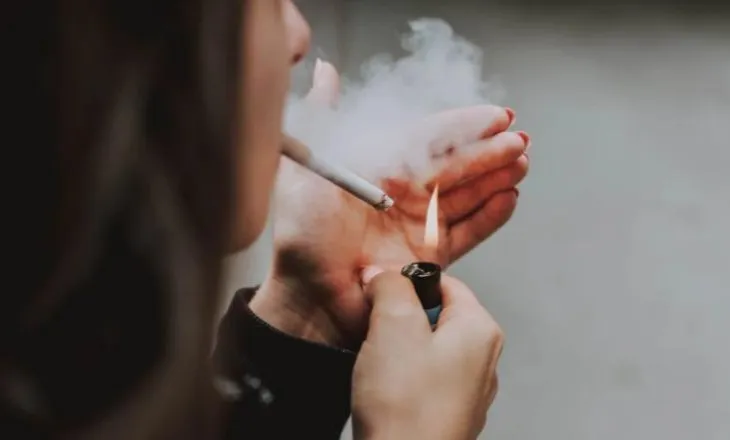 Dita Botërore Pa Duhan, alarm për nikotinën tek të rinjtë! Eksperti: Nga 10 të sëmurë me kancer, 9 janë duhanpirës