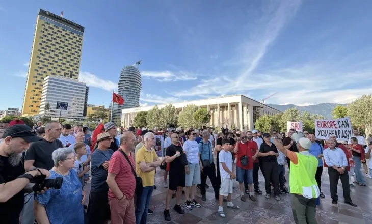 Dita e 17-të e protestës në Tiranë, nga nesër ndryshon orari i tubimit