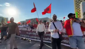 Dita e 21 e protestës, qytetarëve ju bashkohet edhe Diaspora