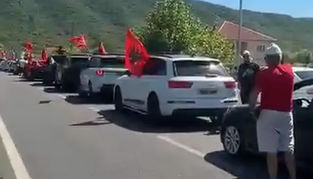 Dita e 21-të e protestës/ Diaspora mbërrin në kufi për t’iu bashkuar tubimit në Tiranë