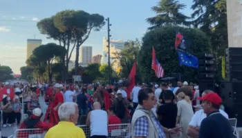 Dita e 23-të e protestës, qytetarët nisin grumbullimin