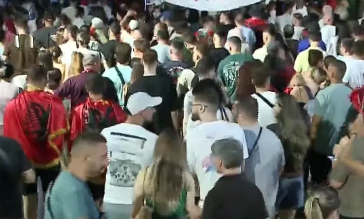 Dita e 24-ët e protestës, qytetarët nisin marshimin