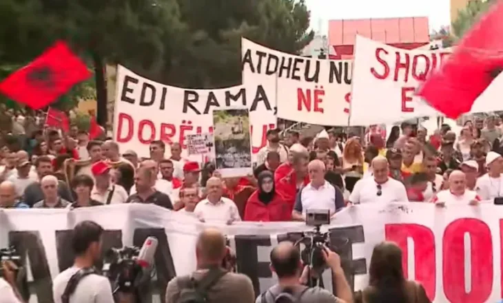 Dita e 25-të, nis protesta e qytetarëve