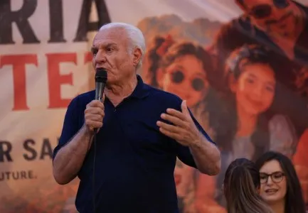 “Do përfundojë si Gadafi, nëse nuk largohet në mënyrë paqësore”/ Protesta, Havari: Të paguajë gjithçka që ka bërë