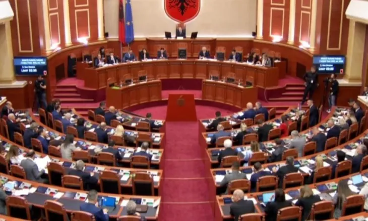 Dokumenti/ PD : Të mblidhet seanca dhe të zhvillojmë mocion me debat për kërkesat e protestuesve dhe raportin e PE