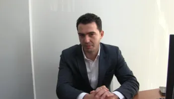 “Dorëheqja e Edi Ramës, do të sillte “efekt domino””/ Protestat, analisti: Realizimi i një kërkese do të quhej fitore