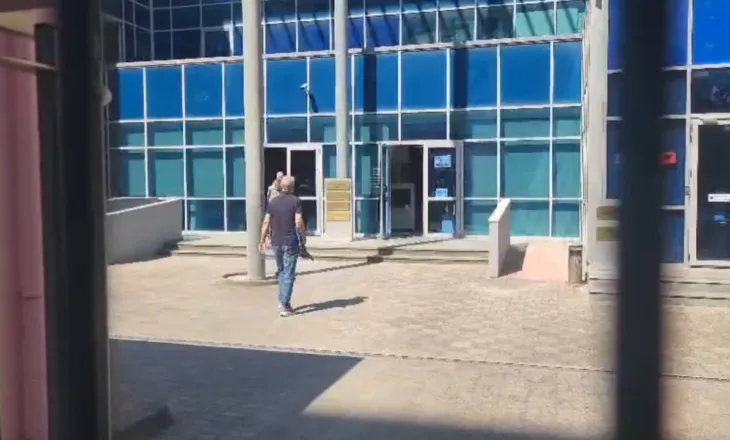 Dosja “Partizani”, ish-ministri Ylli Pango mbërrin në GJKKO